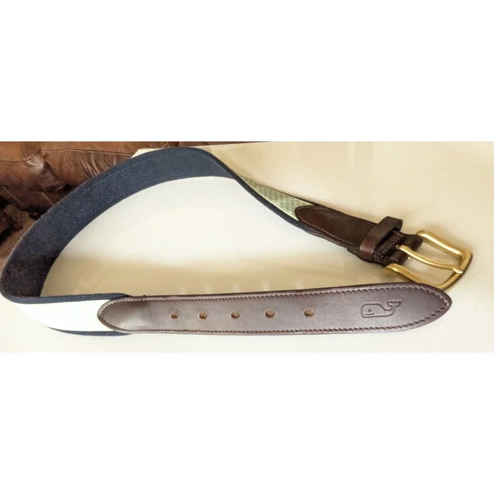 Vineyard Vines Men’s 32 Light Green Whale Print Blue Belt Brown Leather Brass